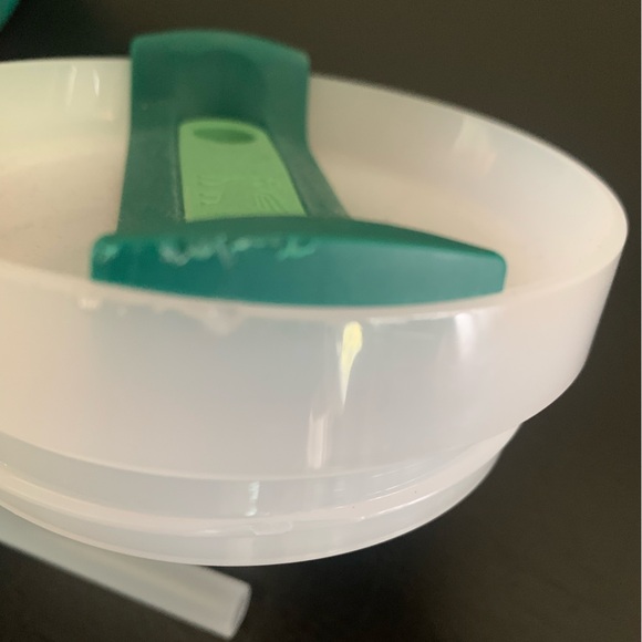 Stanley The Quencher 40 oz H2.0 FlowState Tumbler Alpine Green Hot/Cold w/ Straw - Picture 11 of 13